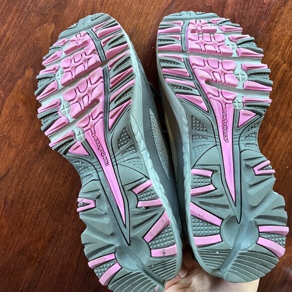 New Balance All Terrain Lace Up Running Shoes - Size‎ 8.5 - Picture 7 of 10